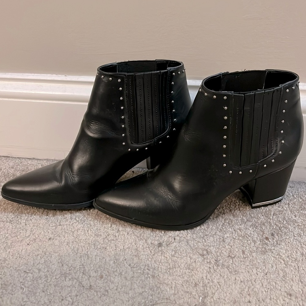 Black leather Michael Kors ankle boots size 7